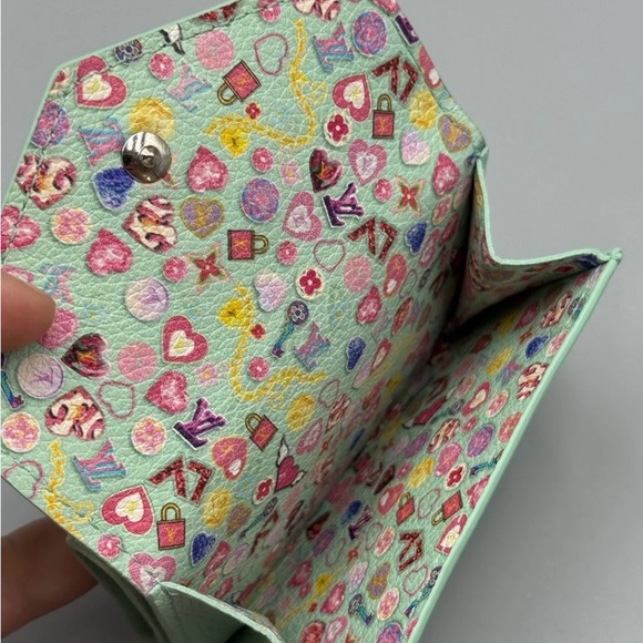 Louis Vuitton Mini Lockme Menthe Microchipped Wallet full inclusion - Picture 13 of 17